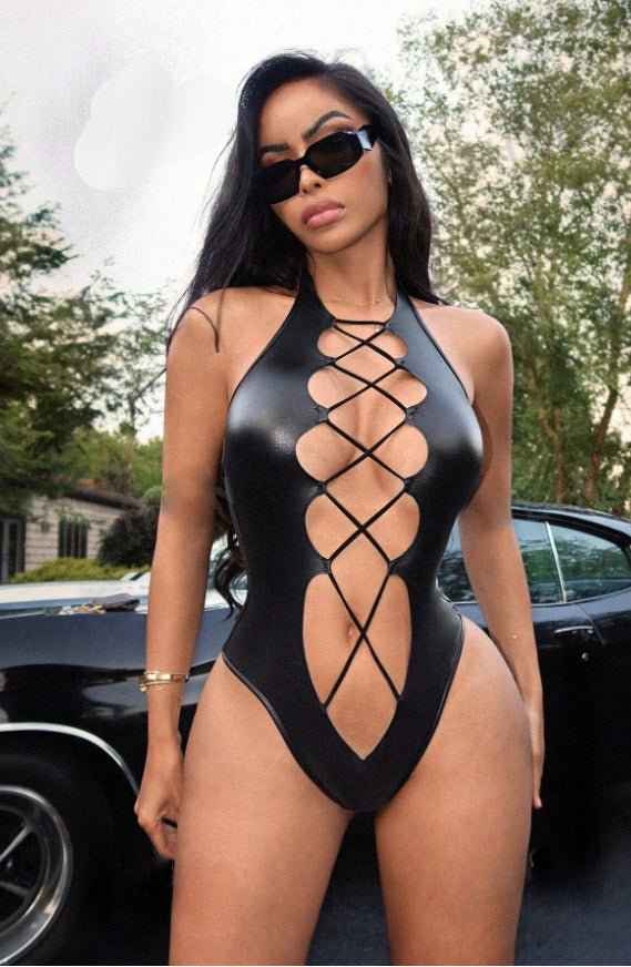 Daring PU Criss-Cross Bodysuit Teddy - Image 3