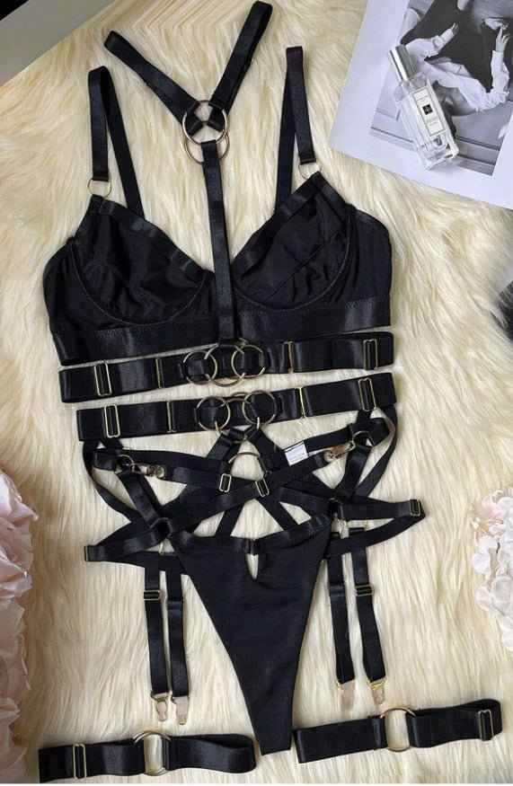 Hot Black 5 Piece Lingerie Set - Image 3