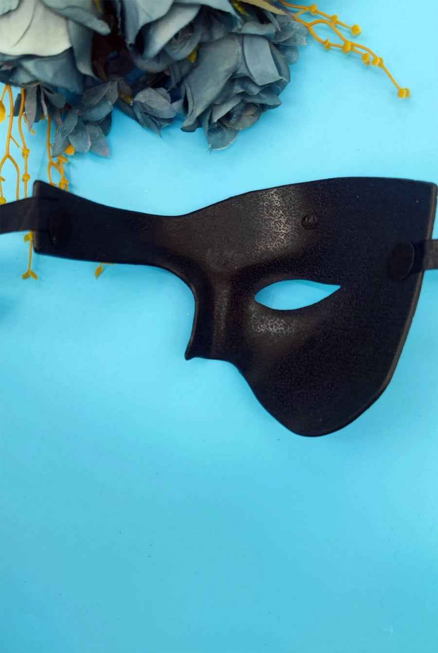 Opera Half Face Masquerade Mask - Image 4